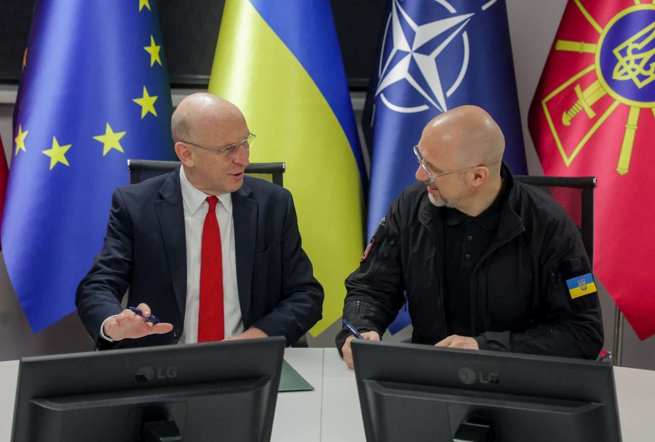 Україна та Британія підписали оборонну дорожню карту на 2026 рік