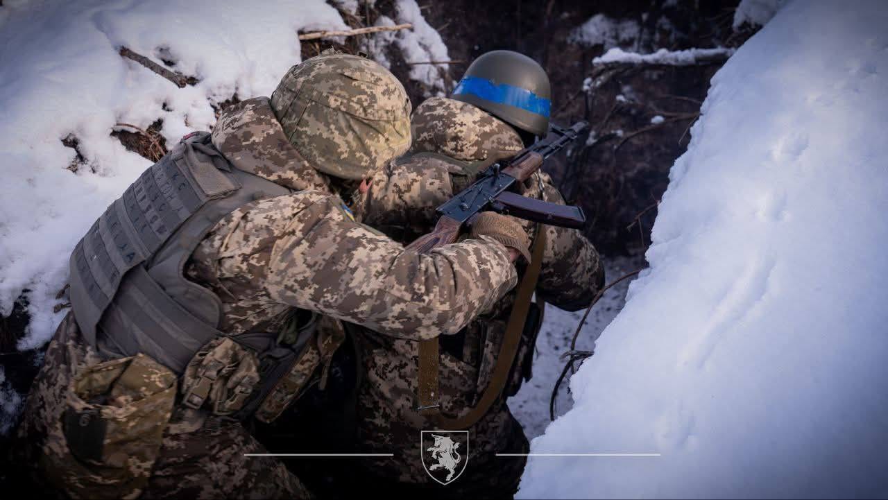Українські військові підняли прапор над прикордонною Попівкою на Сумщині