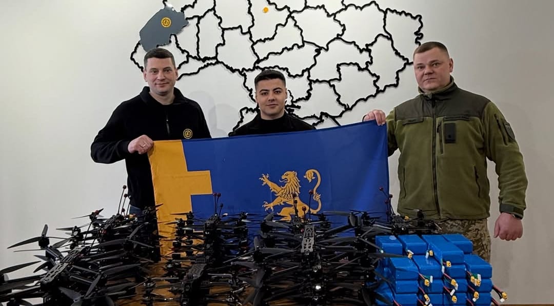 Співак SHUMEI після євротуру передав 40 FPV-дронів бригаді ЗСУ