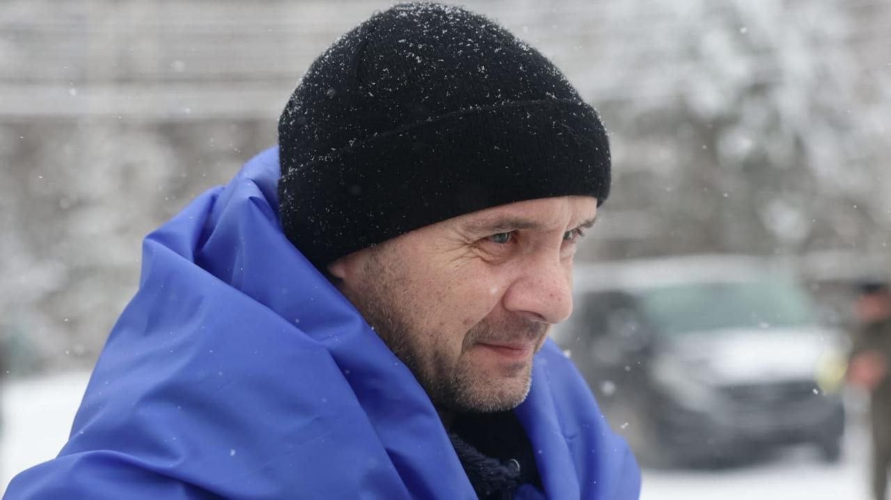 З полону повернувся військовий, якого тривалий час вважали загиблим (ВІДЕО)