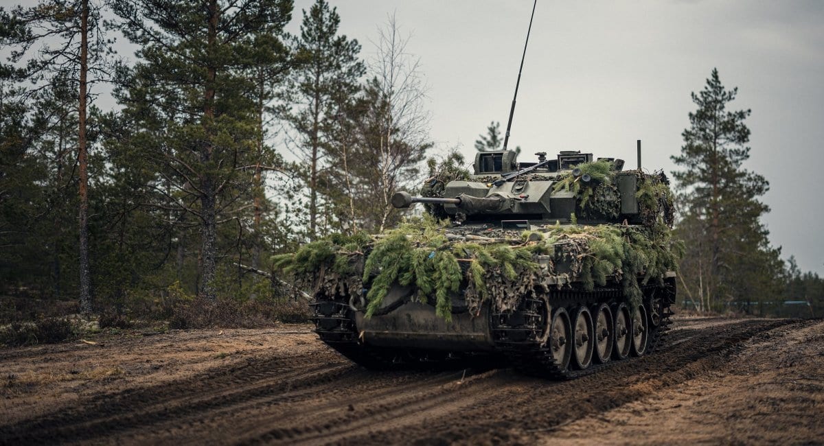 Латвія почала передавати бойові бронемашини CVR(T) для Сил оборони України