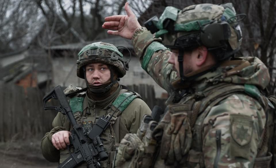 На Донеччині врятували пораненого воїна завдяки екстреному скиду крові з дрона