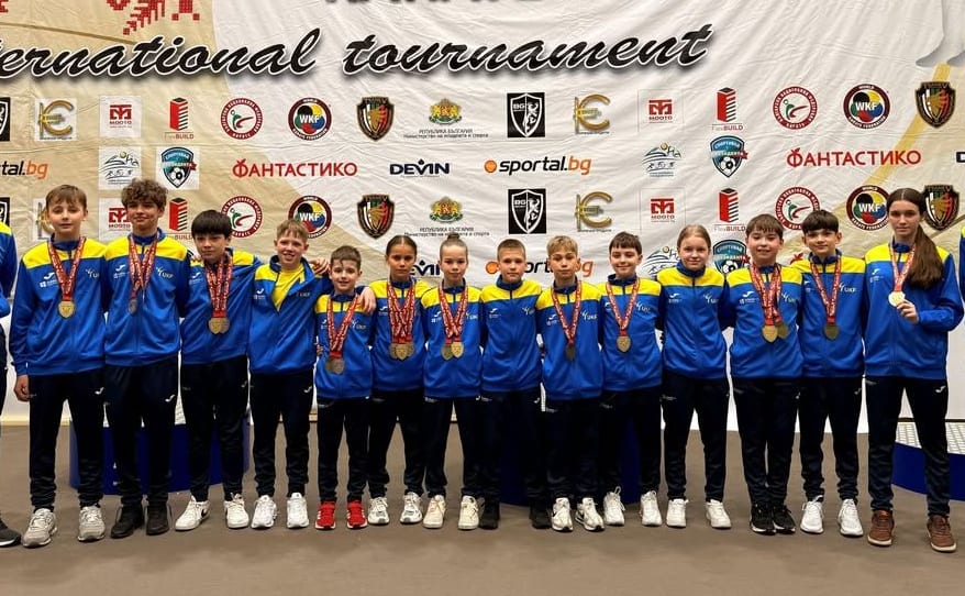 Одразу два українські клуби піднялися на п’єдестал турніру з карате у Болгарії