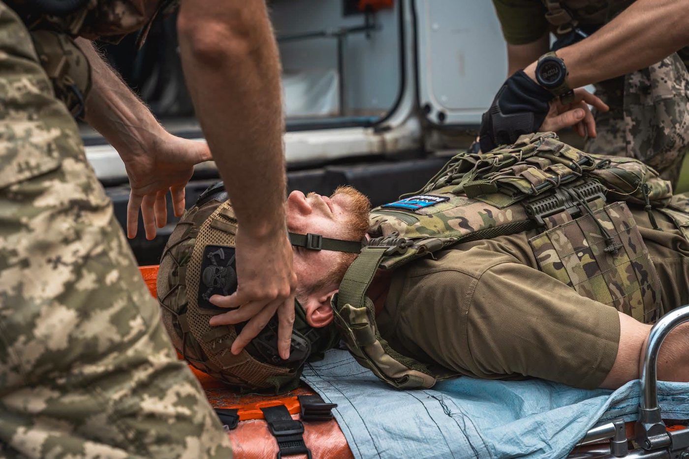 56 кілометрів за 15 годин: як військові евакуювали двох поранених побратимів роботами (ВІДЕО)