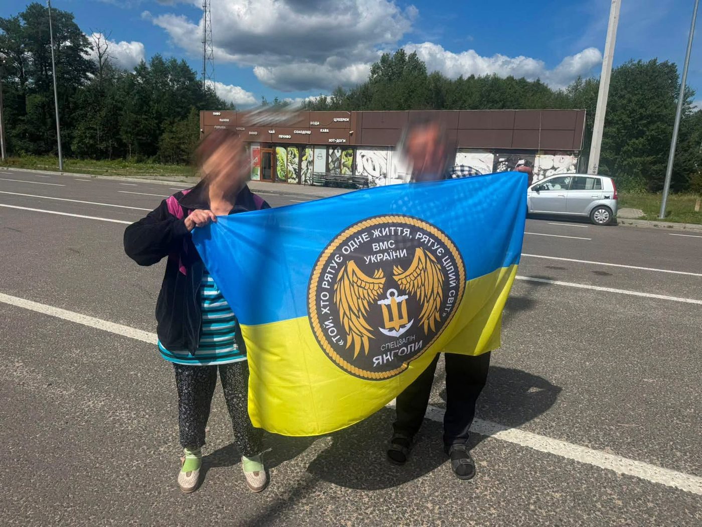 Загін ВМС вивіз рідних українського офіцера з-під постійного контролю ФСБ в окупації