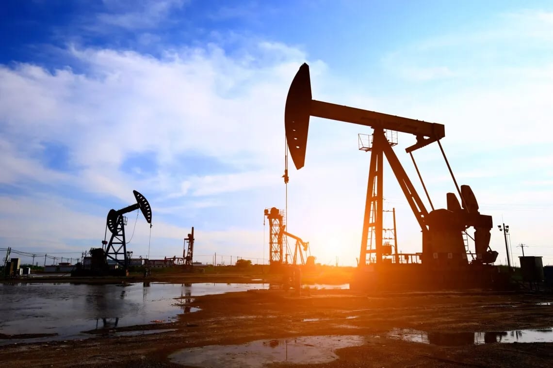 Видобуток нафти в Казахстані скоротився через українські атаки по терміналах КТК