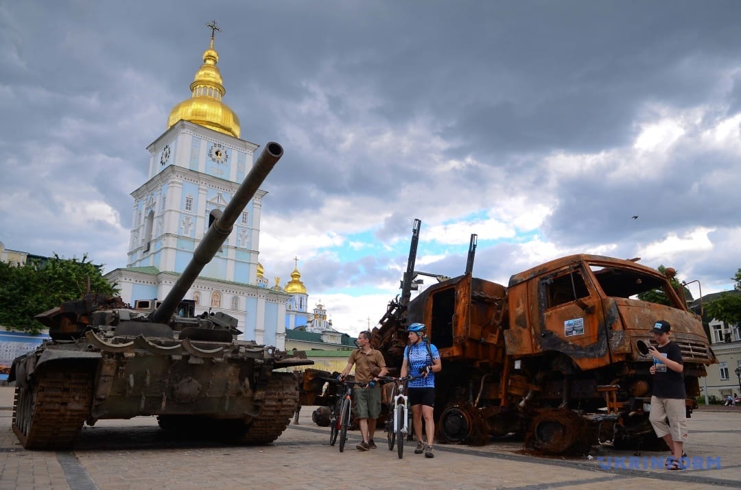 Україна передасть музеям п’яти країн Європи трофейну військову техніку росіян