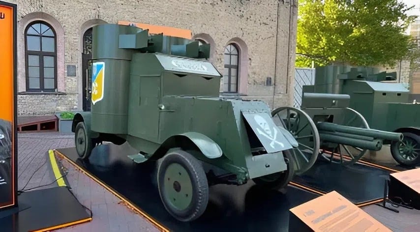 Військові ЗСУ відтворили сторічні броньовики часів УНР (ФОТО)