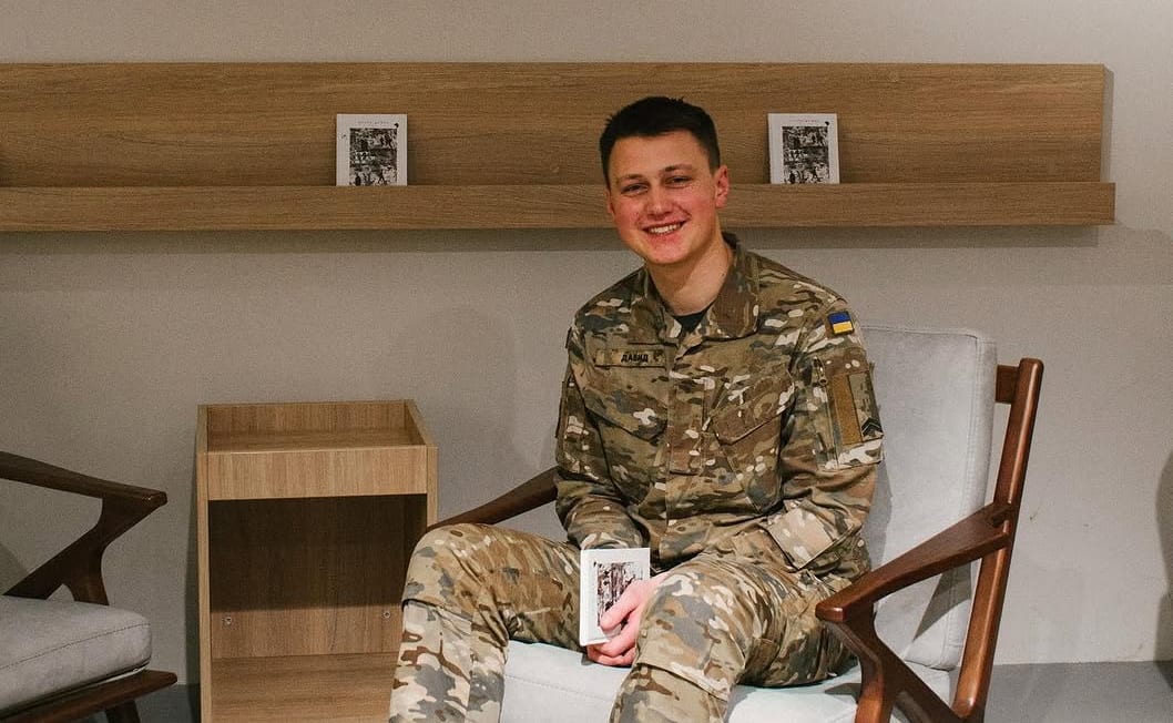 Письменник та ветеран Артур Дронь запустив онлайн-книгарню