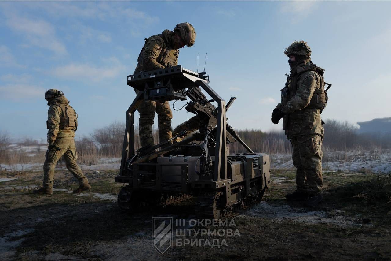 Уперше у світі ЗСУ десантували у тил ворога роботів, завдяки чому звільнили два села