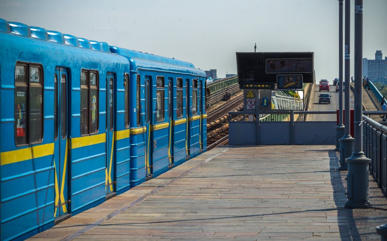 Зелена гілка київського метро працюватиме під час повітряних тривог