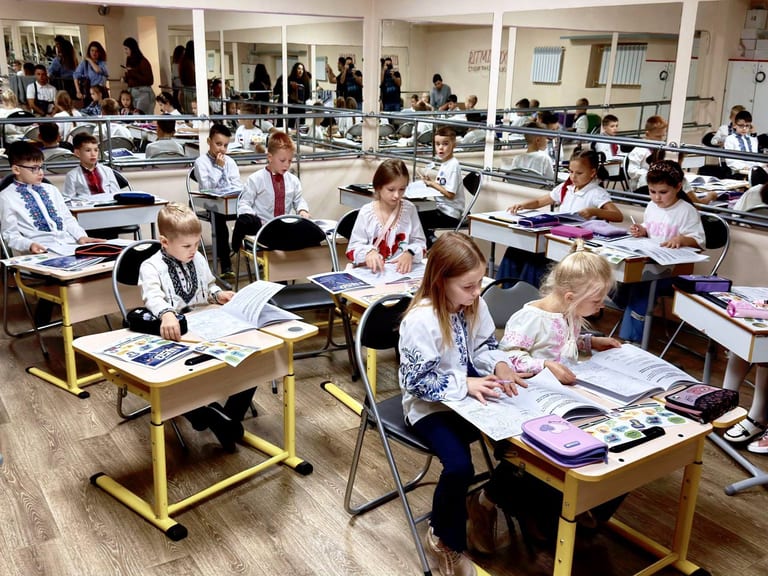 Що сказати ветерану з протезом: для дітей створили книжку-розмальовку з відповідями
