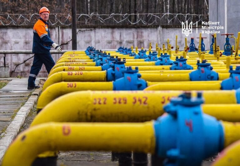 В Україні для виробників тепла і населення зберегли старі ціни на газ на ще два опалювальні сезони