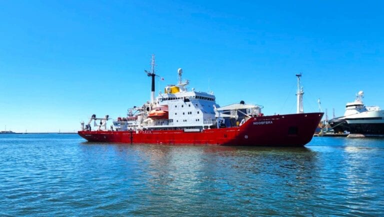 Український криголам разом зі шведами шукатиме затонуле судно в морі біля Антарктиди