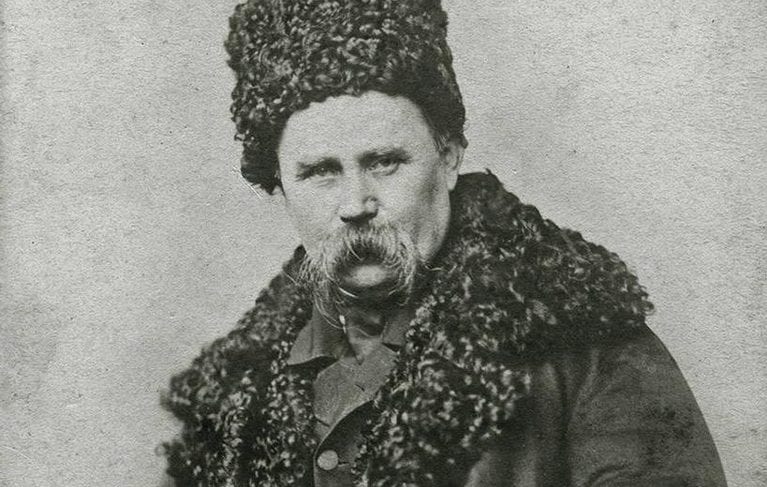 У школах Литви тепер вивчатимуть Шевченка і приберуть твори російських авторів