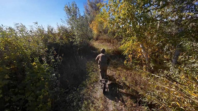 В Україні розробили тактичні електросамокати для військових: їх уже випробовує Третя штурмова