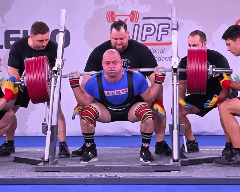 Українські паверліфтери на Чемпіонаті світу в Румунії