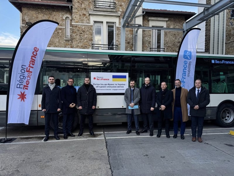 Автобуси від Франції для жителів Київщини