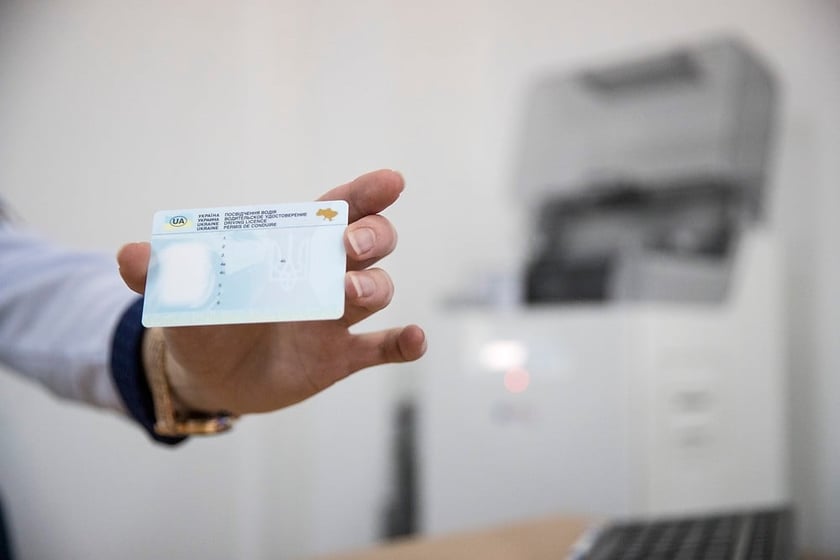 Водійське посвідчення видаватимуть у ЦНАПі