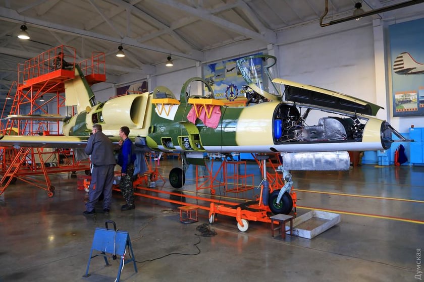 В Одесі ремонтують літаки для країни-члена НАТО