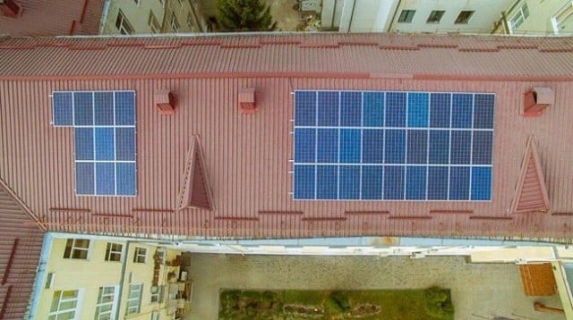 Лікарня встановила сонячні панелі й економить 300 тис. гривень на рік