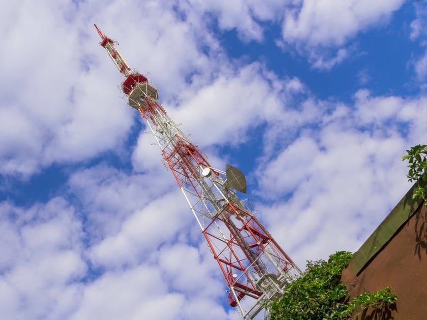 Телевышка на Донбассе начала вещание еще трех украинских радиостанций