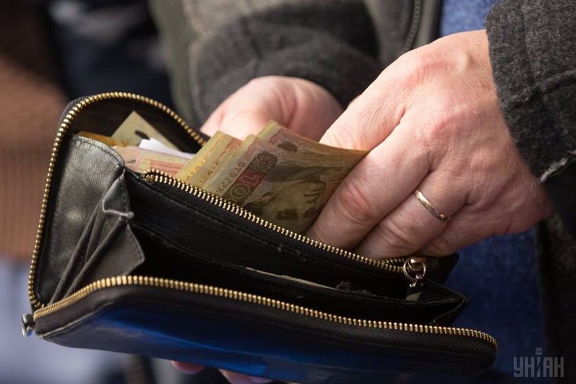 Пенсії українців зростуть: коли і наскільки