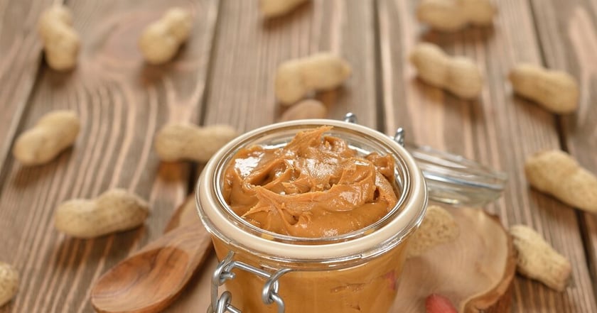 Найбільшими виробниками української арахісової пасти стали студенти