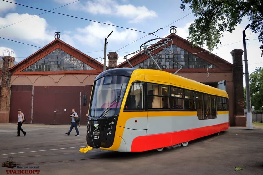 В Одесі зібрали другий власний трамвай