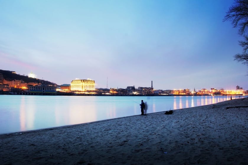 Єдину вулицю Труханового острова відремонтують