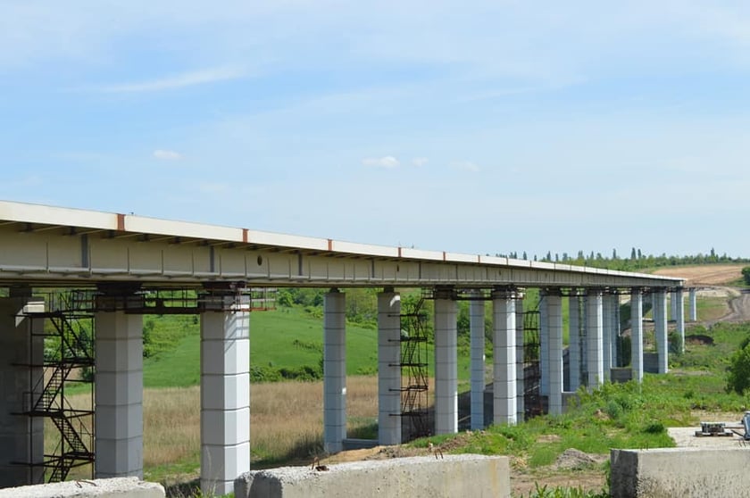 Завершується масштабне будівництво естакади під Полтавою