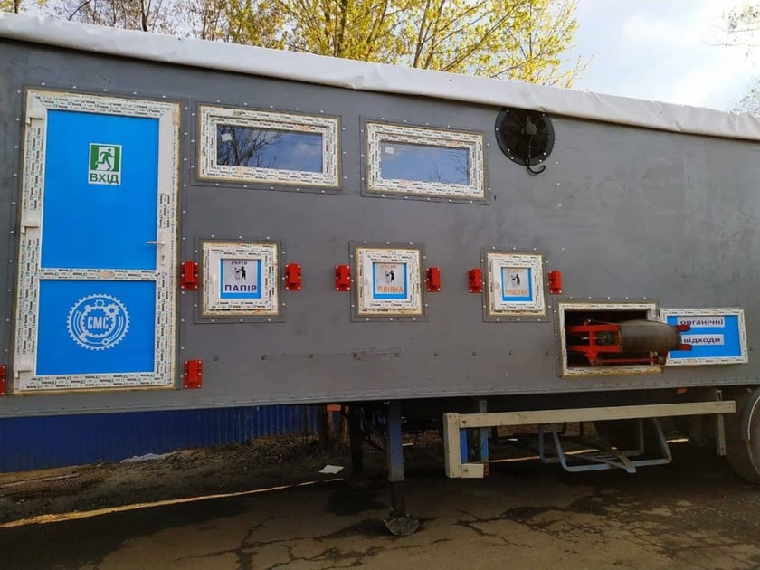 Під Полтавою запустили унікальну мобільну сортувальну лінію