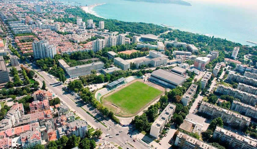 З Херсона запускають новий рейс до Болгарії: розклад і ціна