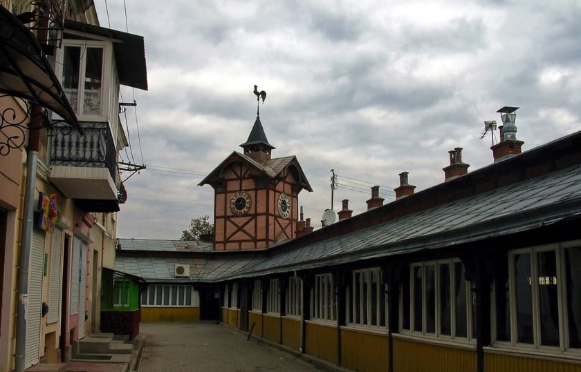 На Тернопільщині цьогоріч реставруватимуть старовинну годинникову вежу