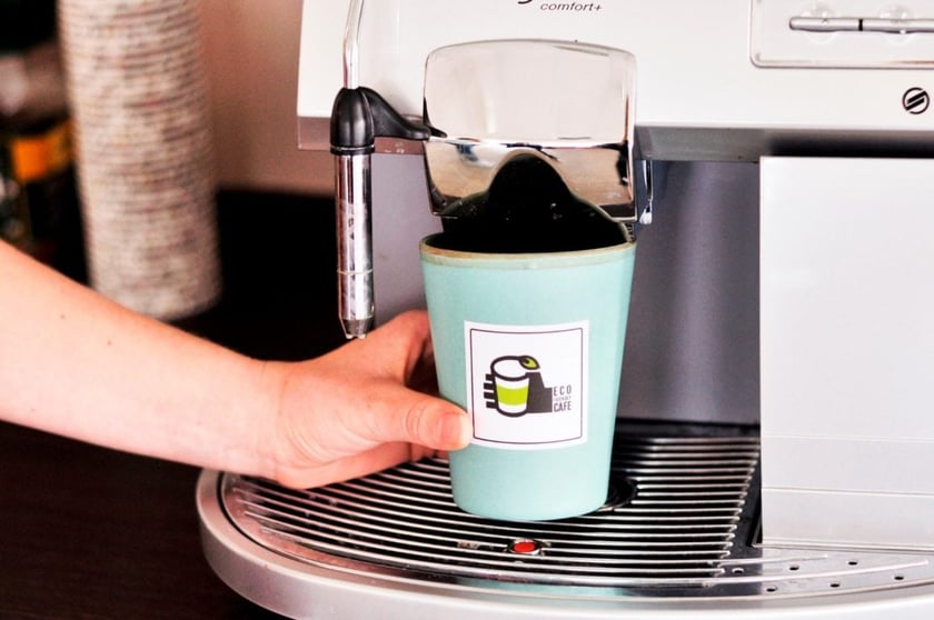 На Донеччині колишня вчителька відкрила першу в місті кав’ярню