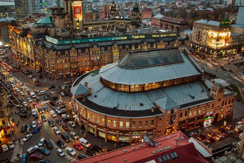 Бессарабський ринок у столиці відмовляється від пластику