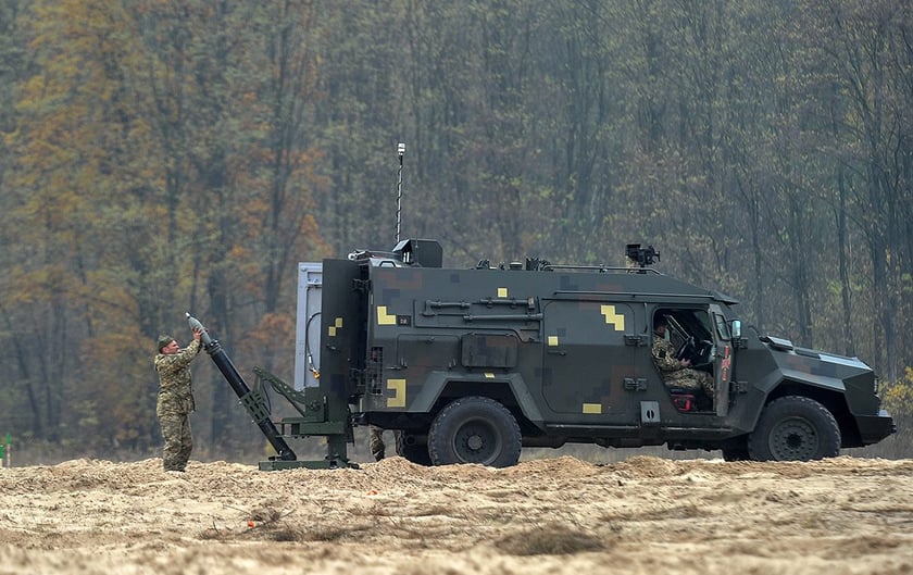 Армія взяла на озброєння новий український бронеавтомобіль