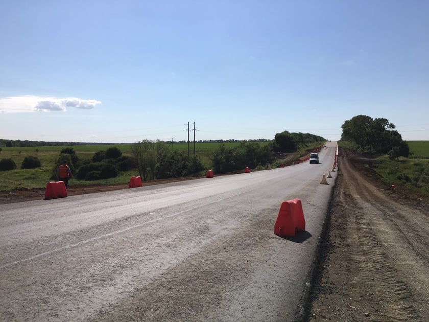 На Донеччині ремонтують міжнародну трасу