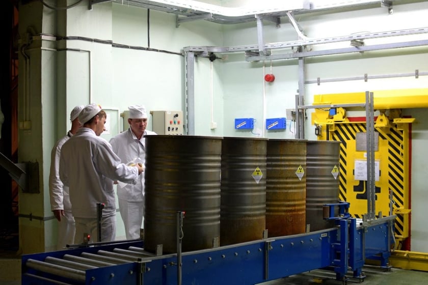 На Чорнобильській АЕС запрацював завод з переробки радіоактивних відходів