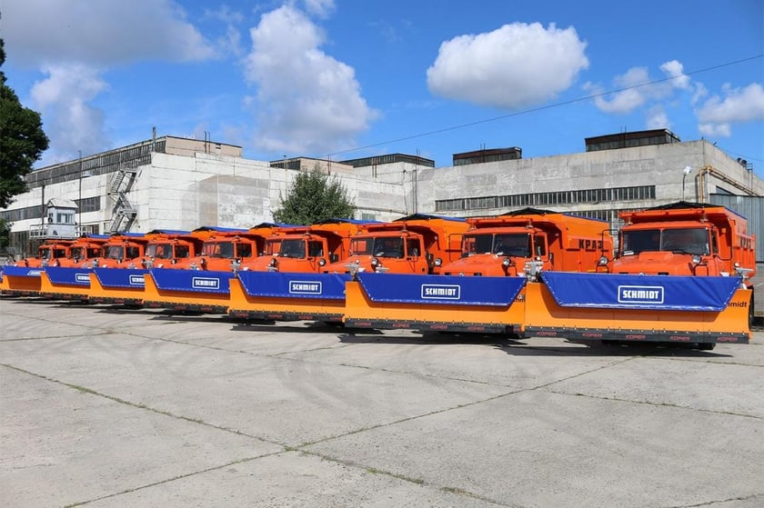 Київському облавтодору передали партію дорожніх машин