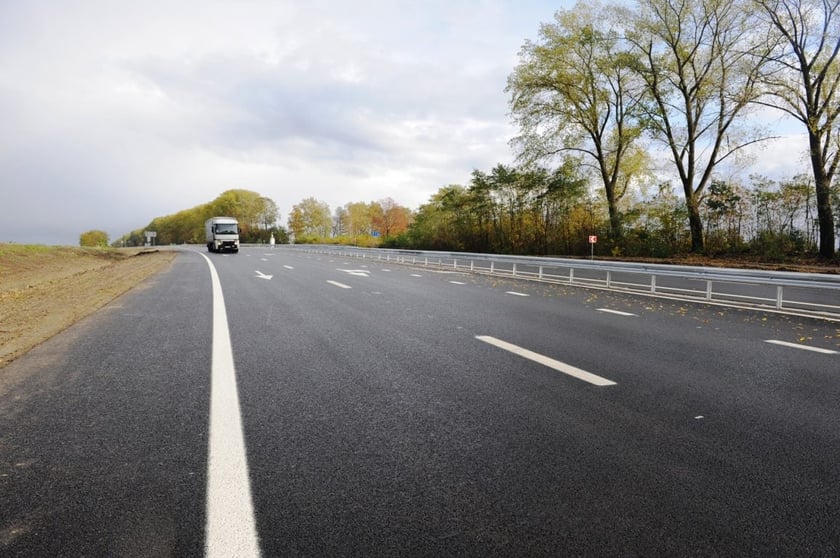 Триває реконструкція траси Київ – Чоп: якою буде дорога