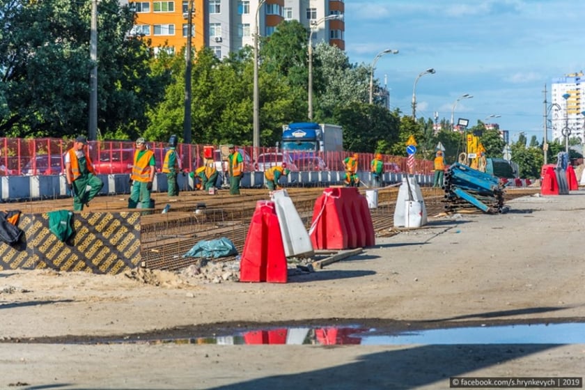 Як тривають роботи на Борщагівському шляхопроводі (ВІДЕО)