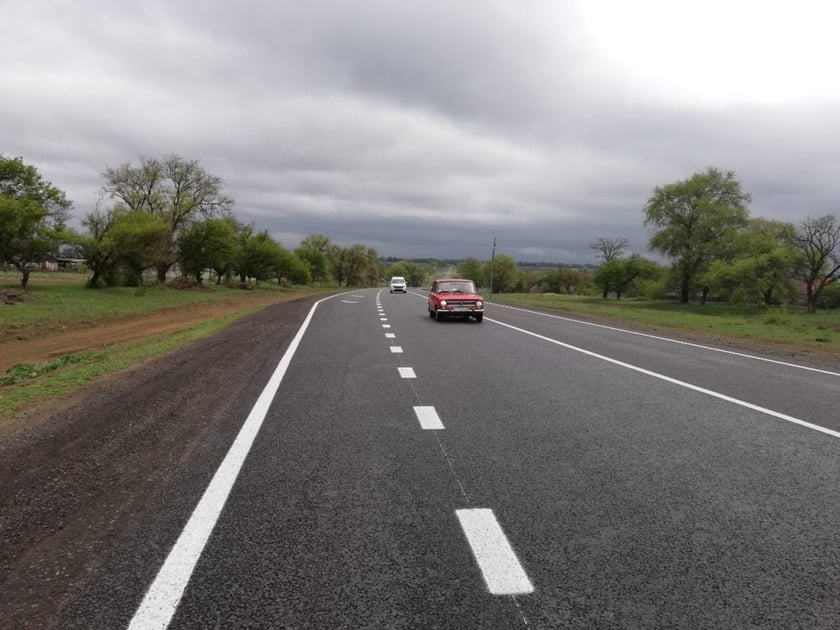 На ремонт дороги між Дніпром та Кривим Рогом спрямують 400 мільйонів