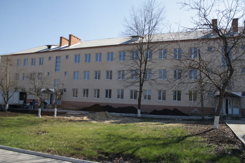 У Бахмуті за бюджетні гроші модернізують сім багатоповерхівок