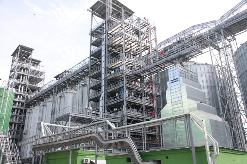 Корейська компанія відкрила у Миколаєві потужний зерновий термінал