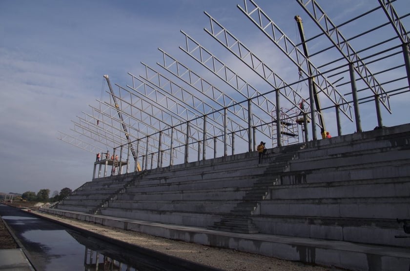 Як у Тернополі будують водну арену, якій немає аналогів