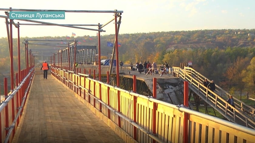 Змінили дату відкриття мосту в Станиці Луганській