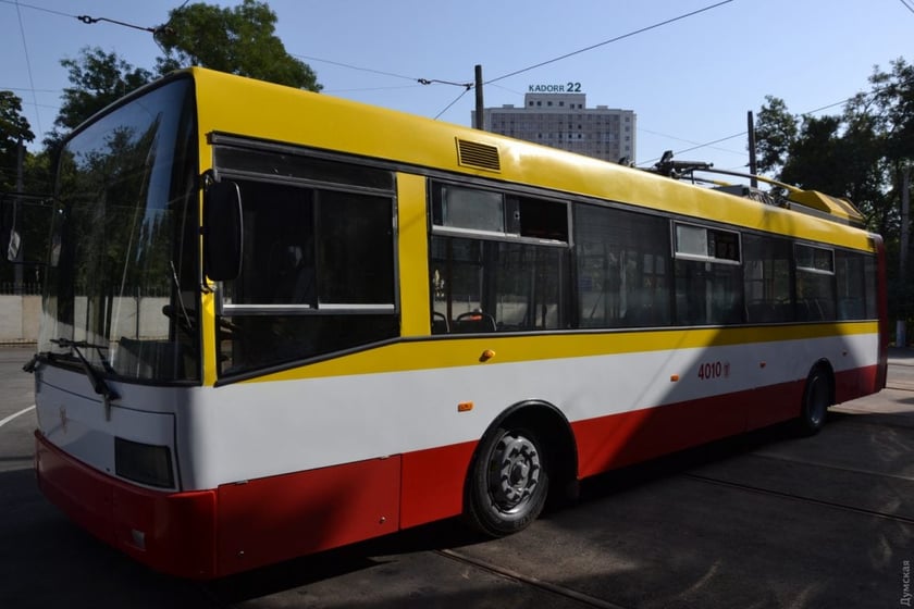 В Одесі почав курсувати перший електробус власного виробництва