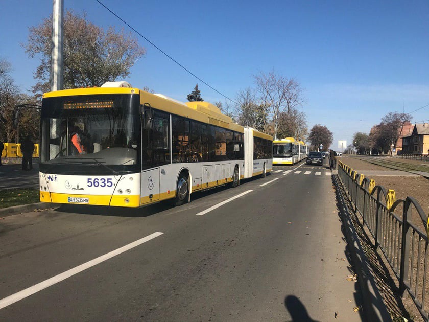 Вулицями Маріуполя курсуватиме понад 30 нових автобусів