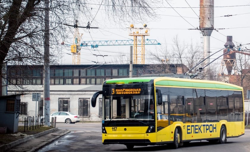 Львів отримав першу партію нових тролейбусів “Електрон”